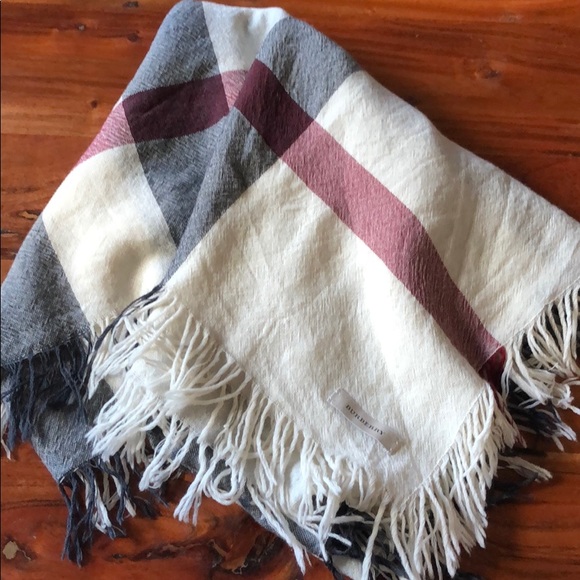 Burberry Other - Authentic Burberry scarf